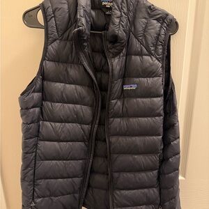 Patagonia Women’s Down Sweater Vest Size L